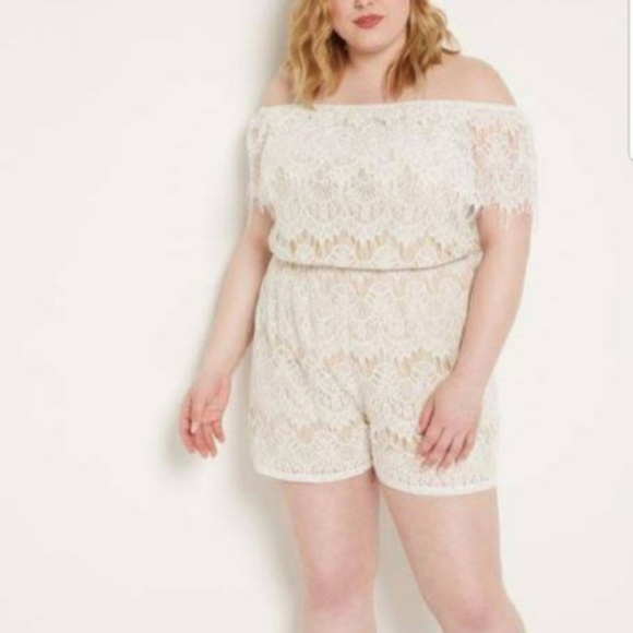 Rue21 Pants - 3x, fits like 4x Cream Lace Romper